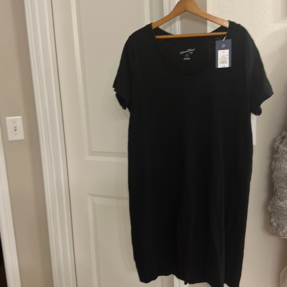 Black maxi never worn tags on